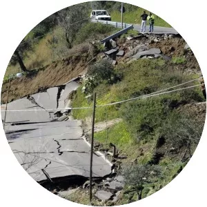 2000 Mumbai landslide