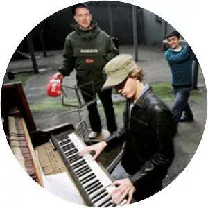 2020 Soundsystem - Musical group