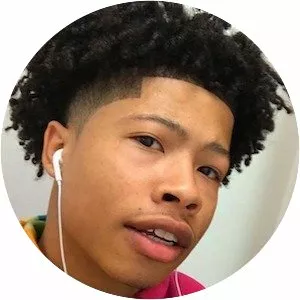 2-Crucial - Musical artist