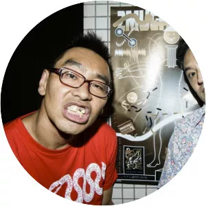 2MUCH CREW - Musical group