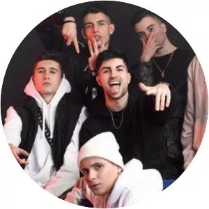 31 FAM - Musical group