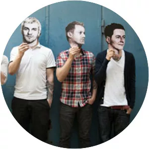 3 Feet Smaller - Rock band