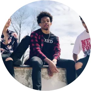 4th Ave - Musical group