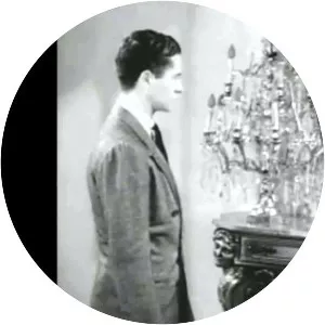 5th Ave Girl - 1939 ‧ Black and white/Comedy ‧ 1h 23m