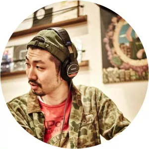 6th Generation - Musical artist