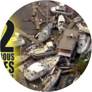 72 Dangerous Places to Live - Documentary ‧ 1 season