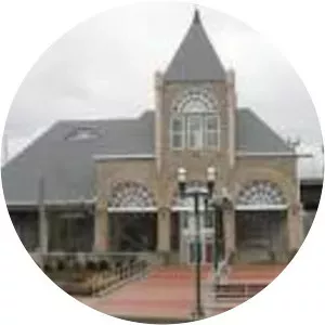 8th Street Light Rail Station