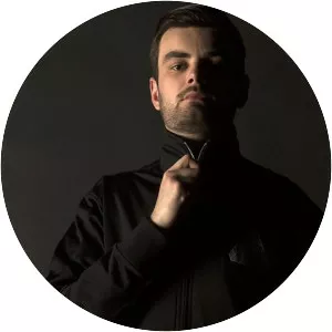 9TRANE - Musical artist