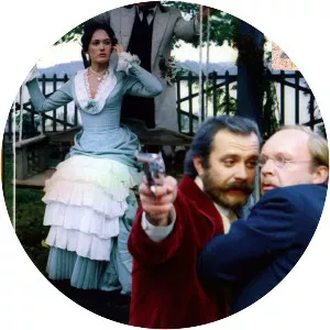 A Cruel Romance - 1984 ‧ Drama/Romance ‧ 2h 25m