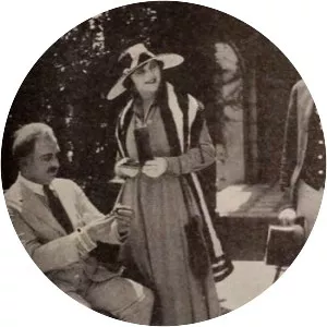 A Game of Wits - 1917 ‧ Drama/Comedy ‧ 50 mins