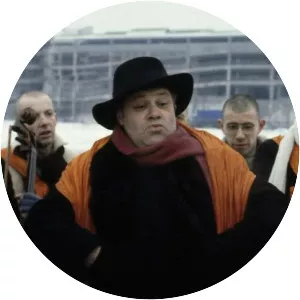 A Guru Comes (Ein Guru kommt)