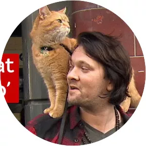 A Street Cat Named Bob - 2016 ‧ Drama/Comedy ‧ 1h 43m