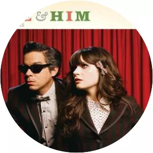 A Very She & Him Christmas - Album by She & Him