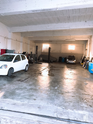 AA Auto Oficina - Auto bodywork mechanic in Portugal