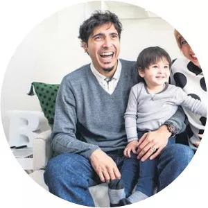 Aaron Akgül photograph