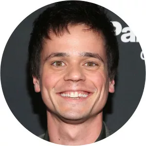 Aaron Dalla Villa - Actor