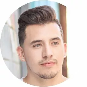 Aaron Encinas - Singer