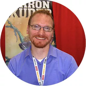 Aaron Kuder photograph