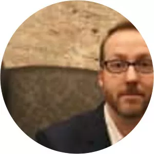 Aaron Mahnke photograph