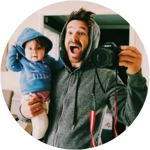 Aaron Pinkston photograph