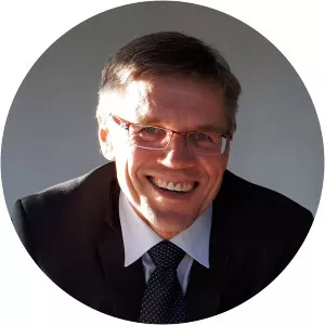 Aaron Schart - Theologian