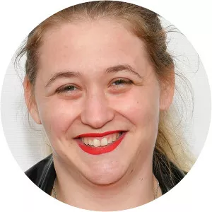 Abby Pucker - Film producer ‧ Gigi Pritzker's daughter