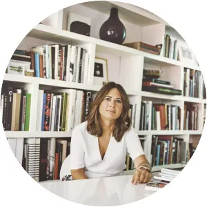 Absolutely Fashion: Inside British Vogue - TV series