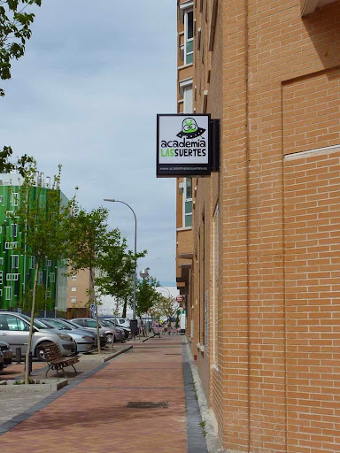 Academy Las Suertes