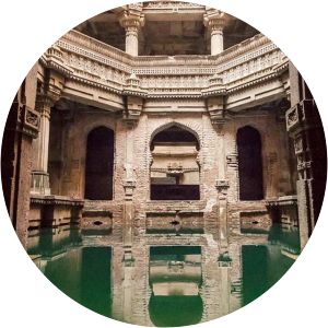 Adalaj Stepwell - 