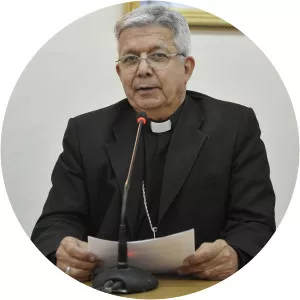 Adalberto Martínez Flores