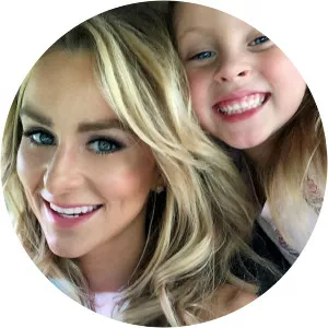 Adalynn Faith Calvert photograph