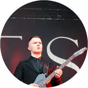 Adam Anderson  - American football linebacker