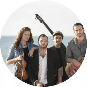 Adam Ezra Group - Musical group