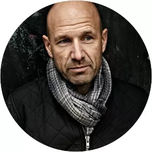 Adam Holm - Journalist