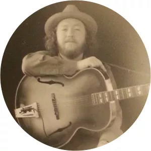 Adam Hoskins - Musician