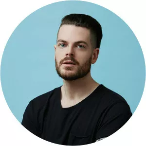 Adam J. Kurtz - Visual artist