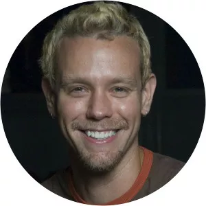Adam Pascal