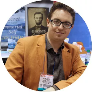 Adam Selzer - American author