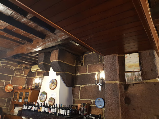 Adega Popular - Traditional restaurant
