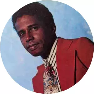 Adeilton Alves - Musical artist