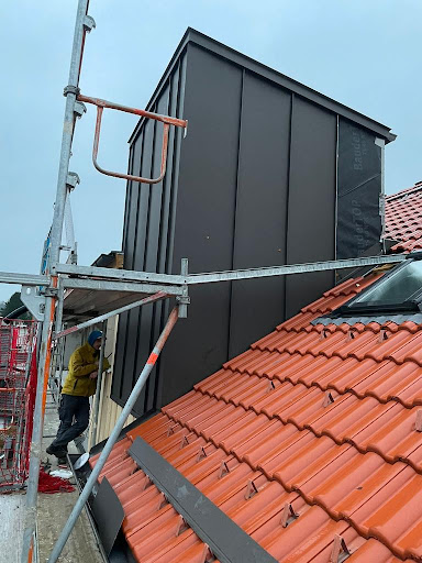 Adelwart - SPENGLEREI - Holz- und Bautenschutz - 