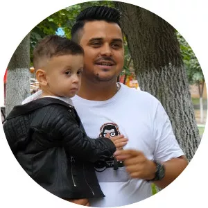 Adi de Adi - Musical artist