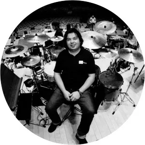 Adi Tetrade Musician - Musical artist