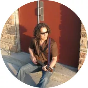 Adolfo Lazo photograph