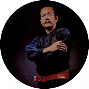 Adriano Directo Emperado