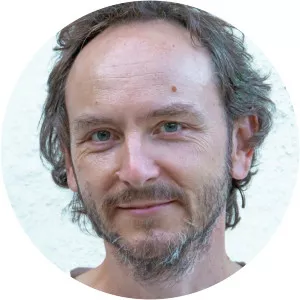 Adrien Solis - Actor