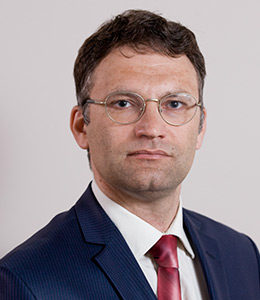 Advokat. Yuristy. Konsul'tatsiya