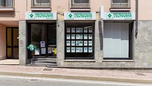Affiliato Tecnocasa Studio Pino Torinese S.A.S. - 