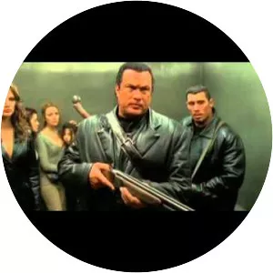 Against the Dark - 2009 ‧ Thriller/Action ‧ 1h 34m