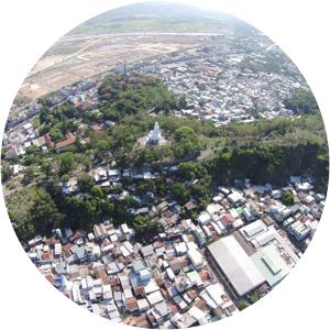 agarwood tower đồi trại thủy